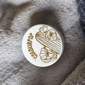 ✨Colourpop moonbeam cream shadow